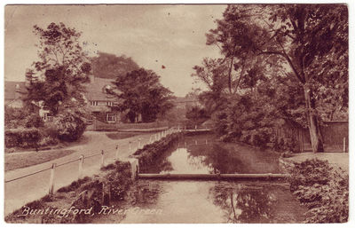 052 - River Green
